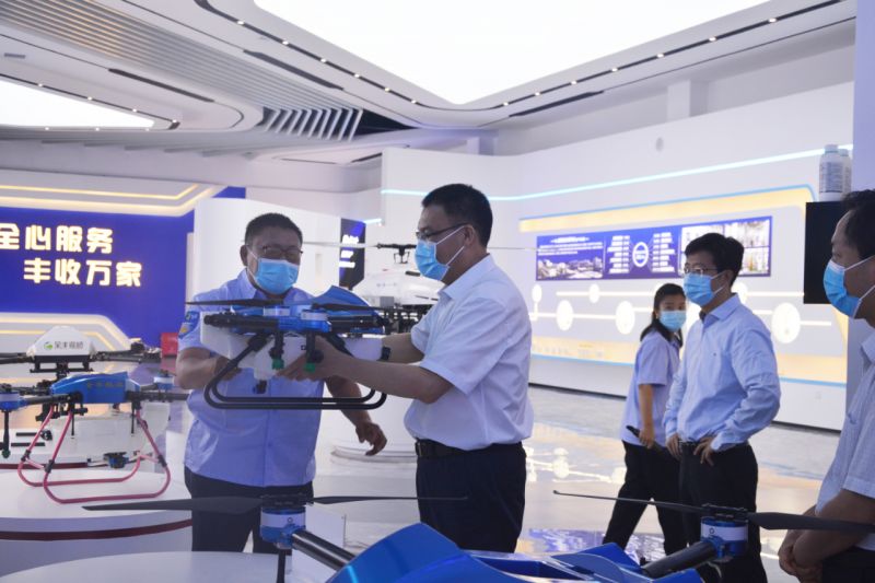 【全豐科技】河南省委常委、統(tǒng) 戰(zhàn)部部長(zhǎng)王東偉一行蒞臨安陽全豐調(diào)研指導(dǎo)