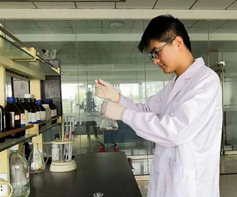 【全豐科技】劉越、陳磊、韓偉分別獲得全國(guó)五一勞動(dòng)獎(jiǎng)?wù)潞桶碴柺形逡粍趧?dòng)獎(jiǎng)?wù)? class=